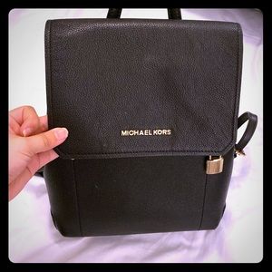 MICHEAL KORS BACKPACK